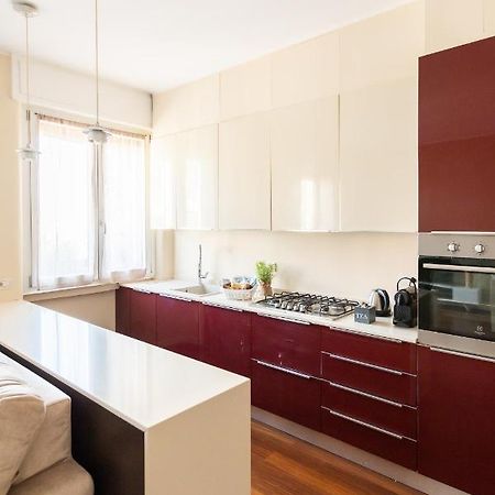 Rosselli 13 Milan Apartment Bagian luar foto