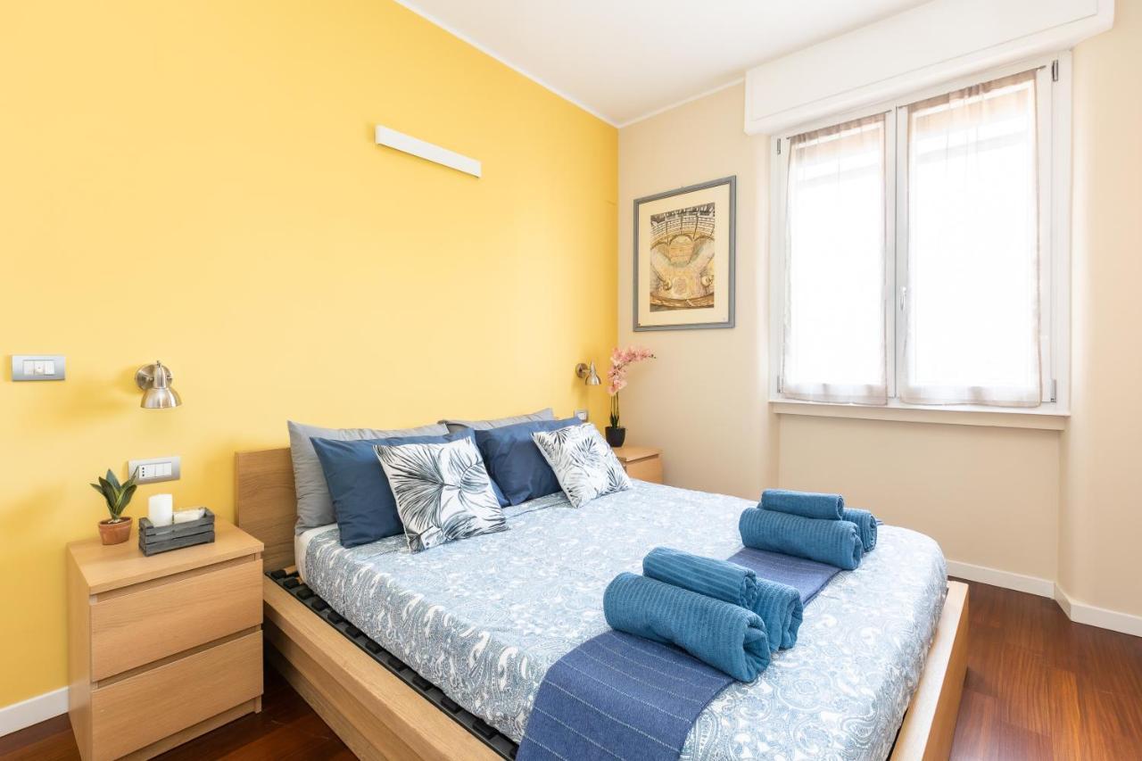 Rosselli 13 Milan Apartment Bagian luar foto